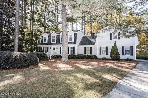 108 Buckingham Ct, Rocky Mount, NC 27803