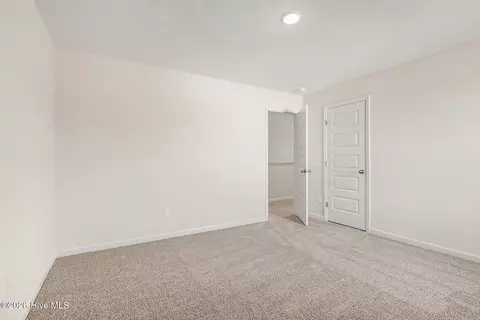 Bedroom - 139 Yardley Dr, Smithfield, NC 27577 photo 5 of 7
