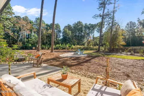 Exterior - 6 Hobkirk Ct, Pinehurst, NC 28374 photo 8 of 10