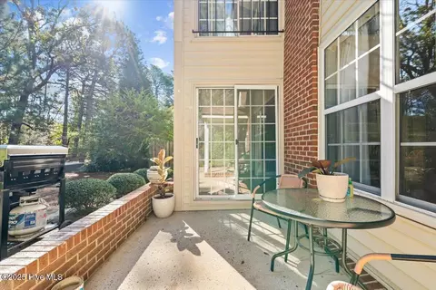 Exterior - 13 Pinehurst Mnr #E, Pinehurst, NC 28374 photo 4 of 7