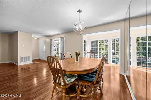 Dining - 13 Pinehurst Mnr #E, Pinehurst, NC 28374 photo 2 of 2