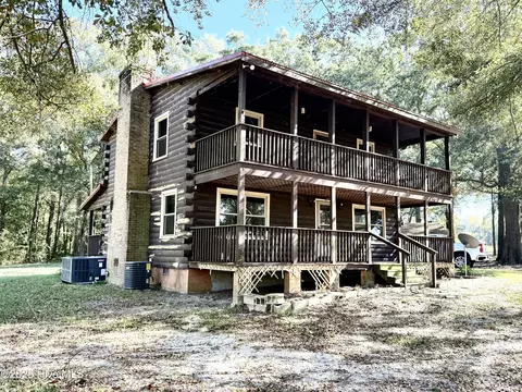 166 Alphin Ln, Warsaw, NC 28398