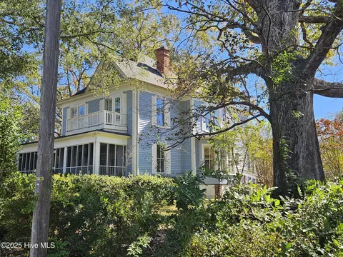 Exterior - 201 W Main St, Atkinson, NC 28421 photo 3 of 23