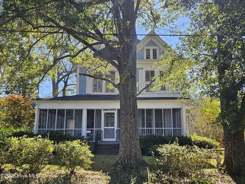 Exterior - 201 W Main St, Atkinson, NC 28421 photo 2 of 23