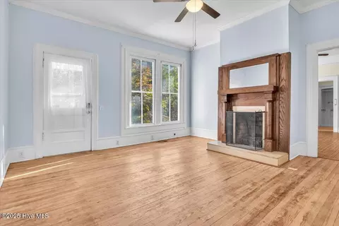 Living - 201 W Main St, Atkinson, NC 28421 photo 5 of 12