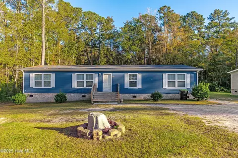 162 Sandy Creek Dr, Leland, NC 28451