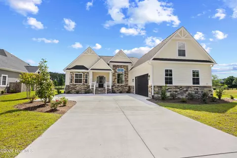9379 Old Salem Way NW, Calabash, NC 28467