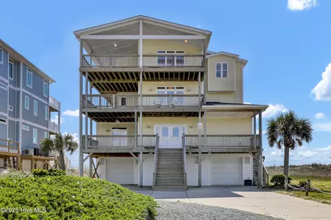 116 Scotch Bonnet Dr, North Topsail Beach, NC 28460