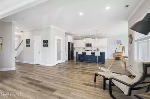 Entry Way - 116 E Barred Owl Dr, Hampstead, NC 28443 photo 6 of 12