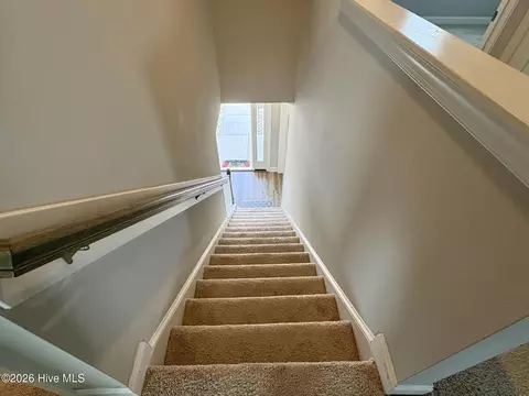 Entry Way - 116 E Barred Owl Dr, Hampstead, NC 28443 photo 11 of 12
