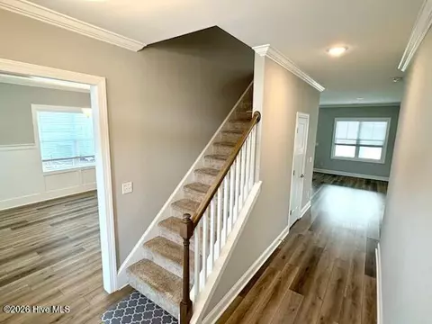 Entry Way - 116 E Barred Owl Dr, Hampstead, NC 28443 photo 12 of 12