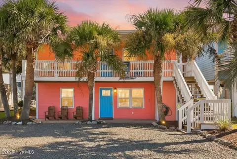 124 Dolphin Dr, Holden Beach, NC 28462