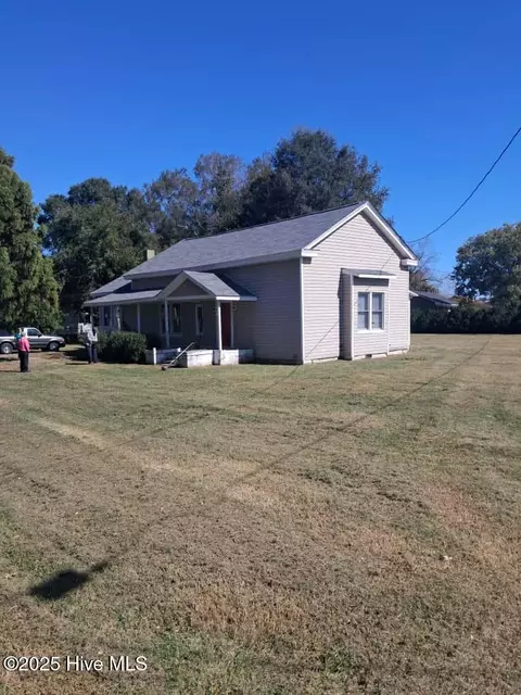 7000 Church St, Saratoga, NC 27873