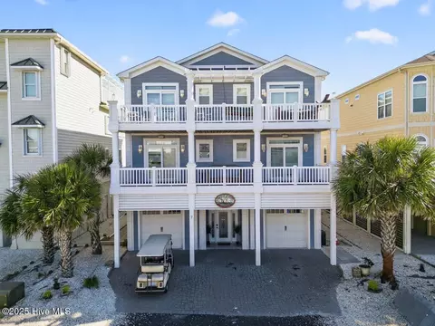 7 Coggeshall Dr W, Ocean Isle Beach, NC 28469