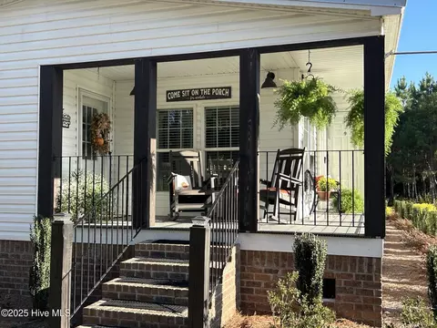Exterior - 14481 Airbase Rd, Maxton, NC 28364 photo 2 of 5