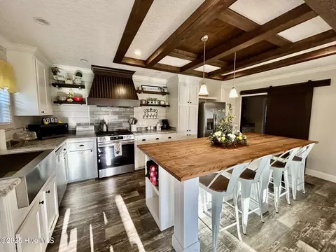 Kitchen - 14481 Airbase Rd, Maxton, NC 28364 photo 2 of 2