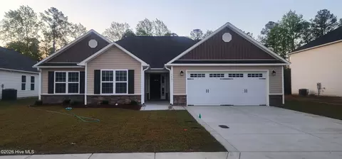 1021 Croaker Ct, New Bern, NC 28562