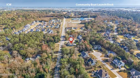 View/Area - 100 Lindy Ct, Hampstead, NC 28443 photo 8 of 11
