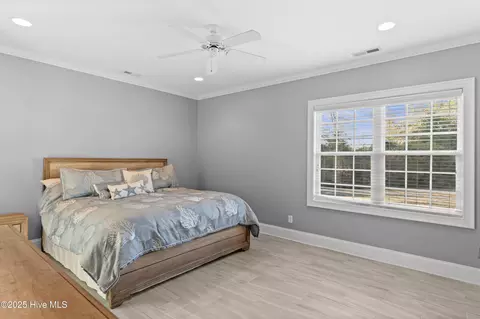 Bedroom - 100 Lindy Ct, Hampstead, NC 28443 photo 2 of 5