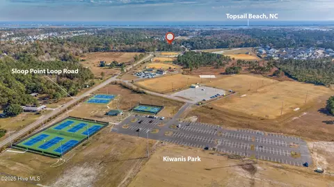 View/Area - 100 Lindy Ct, Hampstead, NC 28443 photo 7 of 11