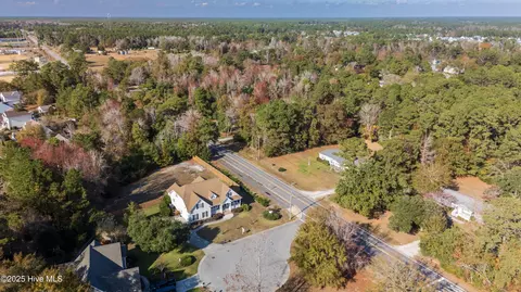 View/Area - 100 Lindy Ct, Hampstead, NC 28443 photo 6 of 11