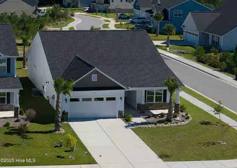 1018 Terraces Ln, Hampstead, NC 28443