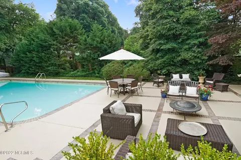 Exterior - 50 Mccaskill Rd W, Pinehurst, NC 28374 photo 8 of 11