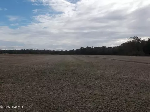 265 Old Swamp Rd, South Mills, NC 27976