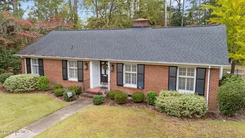 503 Scotland Ave, Rockingham, NC 28379