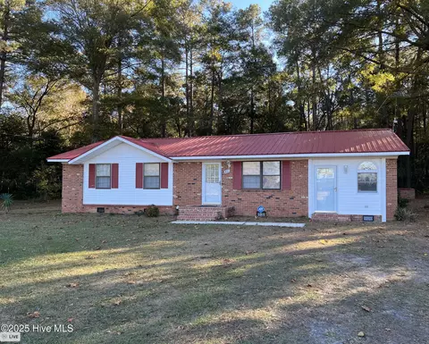 471 John Mark Rd, Clinton, NC 28328