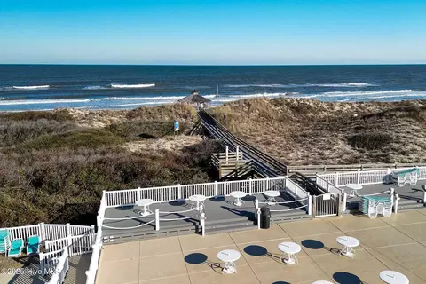 View/Area - 1037 Hampton St, Corolla, NC 27927 photo 3 of 5