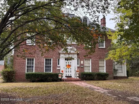 1307 Saint Andrew St, Tarboro, NC 27886