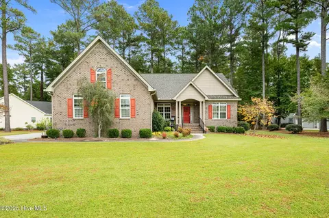 4805 Delft Dr, New Bern, NC 28562