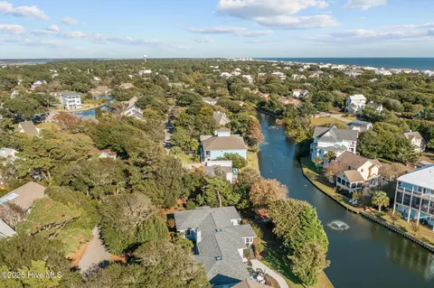 213 Sandfiddler E, Emerald Isle, NC 28594 photo 32