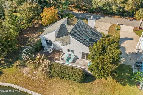 213 Sandfiddler E, Emerald Isle, NC 28594 photo 25