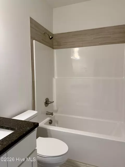 Bath - 100 Kindletree Ln, Carthage, NC 28327 photo 8 of 10
