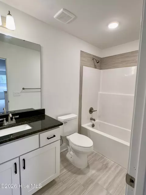 Bath - 100 Kindletree Ln, Carthage, NC 28327 photo 9 of 10