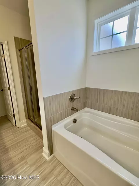 Bath - 100 Kindletree Ln, Carthage, NC 28327 photo 5 of 10