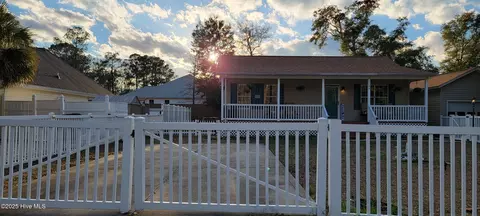 1074 Wilson Ave SW, Calabash, NC 28467