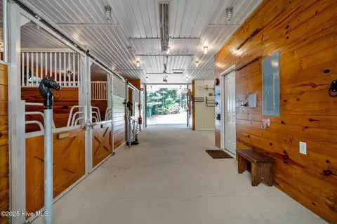 Entry Way - 176 Causey Rd, Vass, NC 28394 photo 5 of 5
