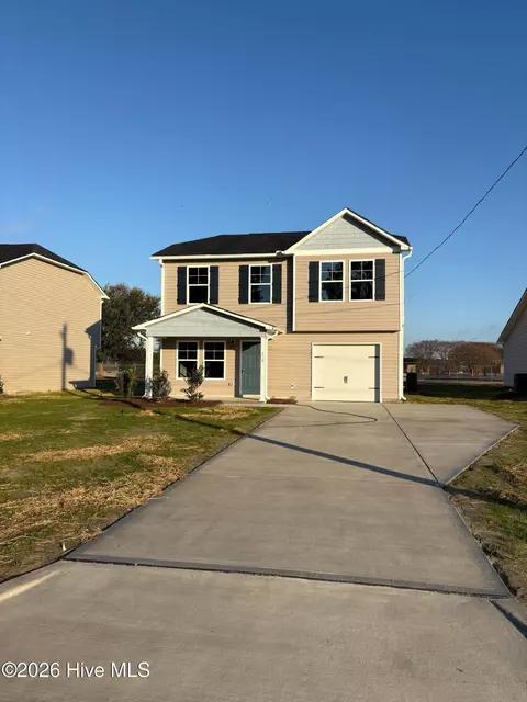 108 W Nelson St, Robersonville, NC 27871