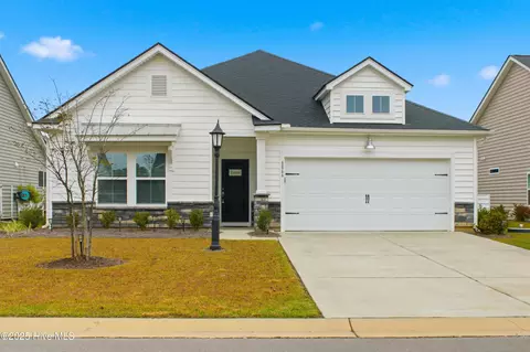 8866 Mobile Ave NW, Calabash, NC 28467