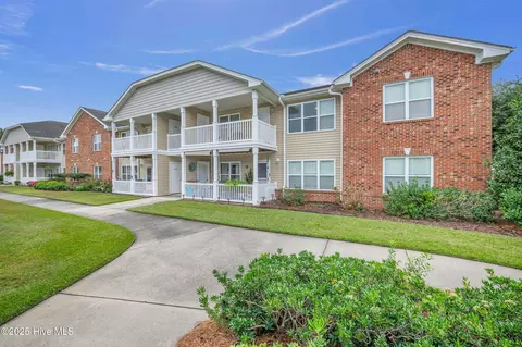 4421 Jay Bird Cir UNIT 106, Wilmington, NC 28412