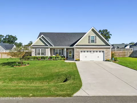 134 Bellows Ln, Rocky Point, NC 28457