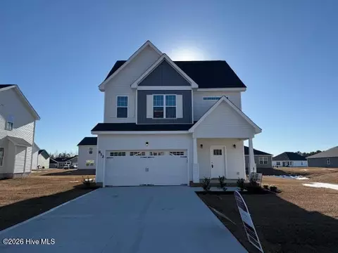 812 Hidden Bridge Dr, Jacksonville, NC 28546