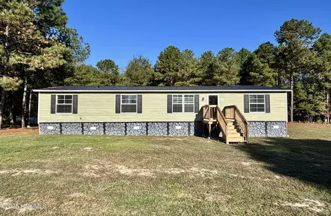 367 Hood Ln, Clinton, NC 28328