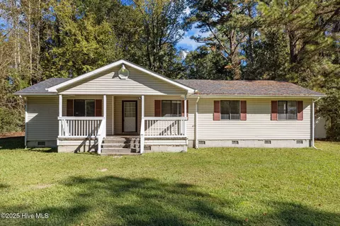 148 Payton Ln, Pollocksville, NC 28573