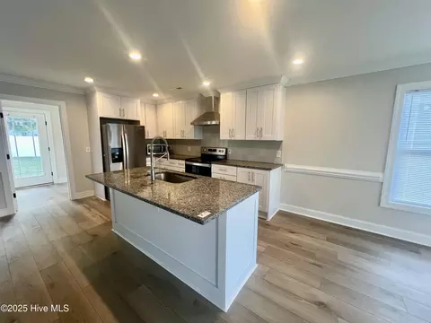Kitchen - 175 Joshua Dr, Chocowinity, NC 27817 photo 1 of 6