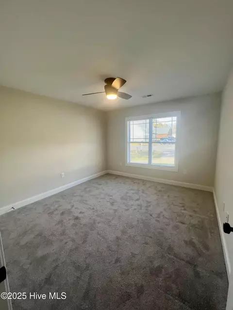 Bedroom - 175 Joshua Dr, Chocowinity, NC 27817 photo 4 of 6