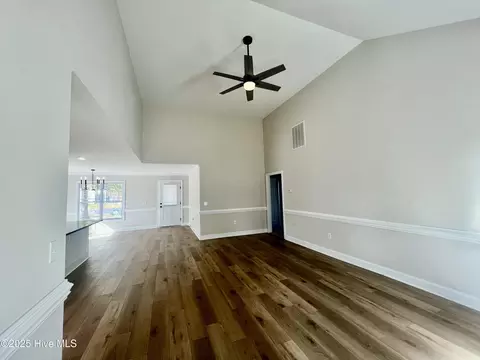 Living - 175 Joshua Dr, Chocowinity, NC 27817 photo 3 of 4